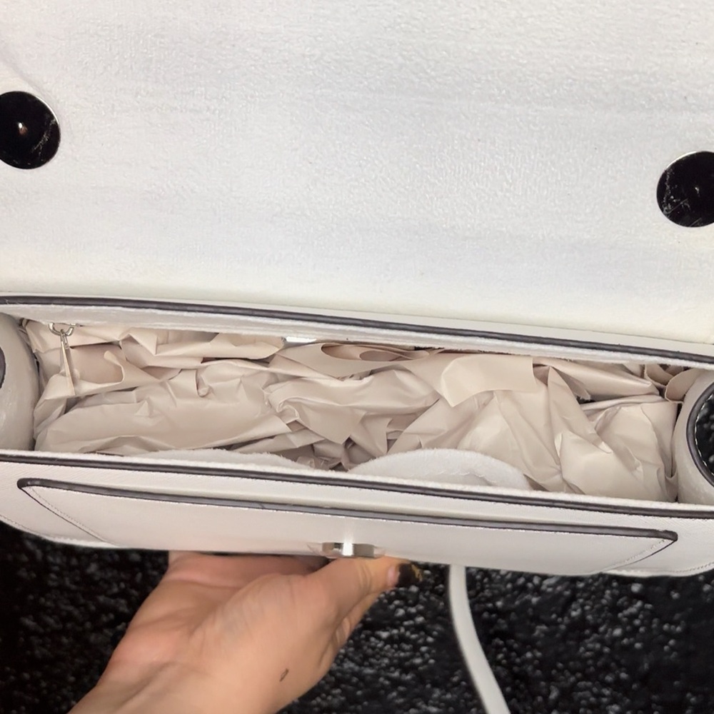 Steve Madden White Crossbody Bag with Chain Detail - Picture 3 of 3